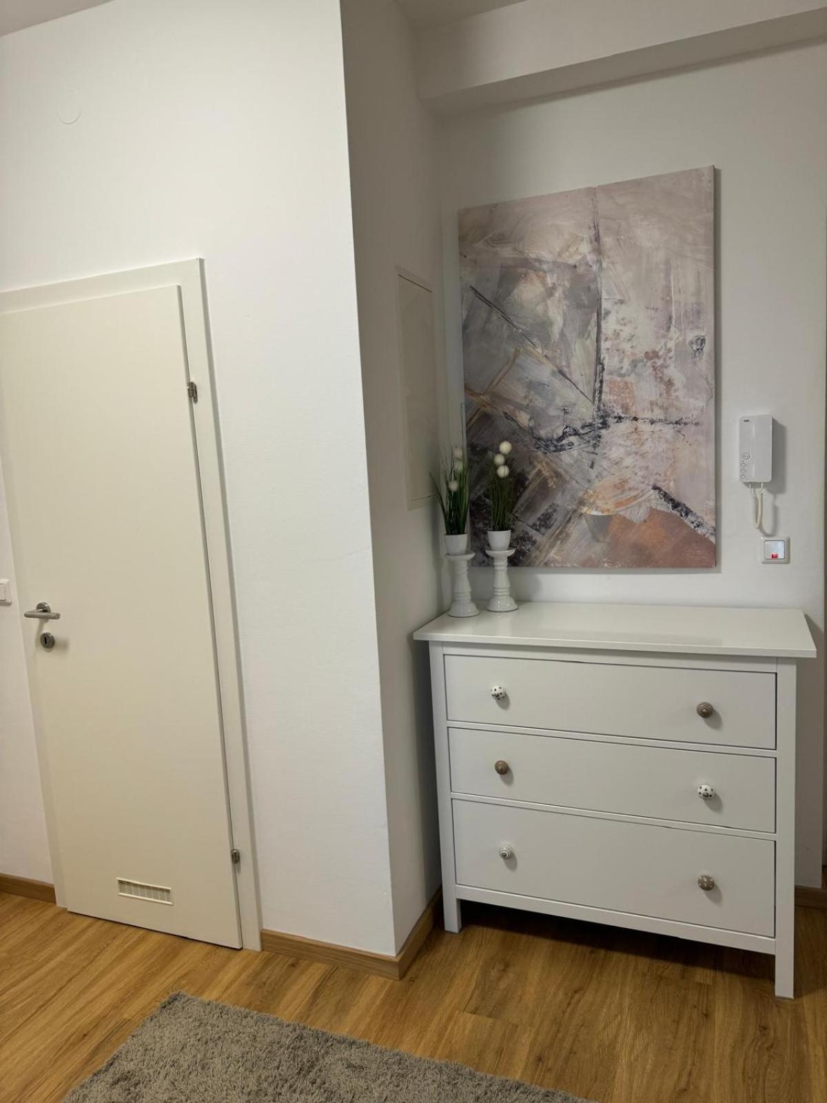 Sunny And Elegant Apartament In Central Location Graz Eksteriør bilde
